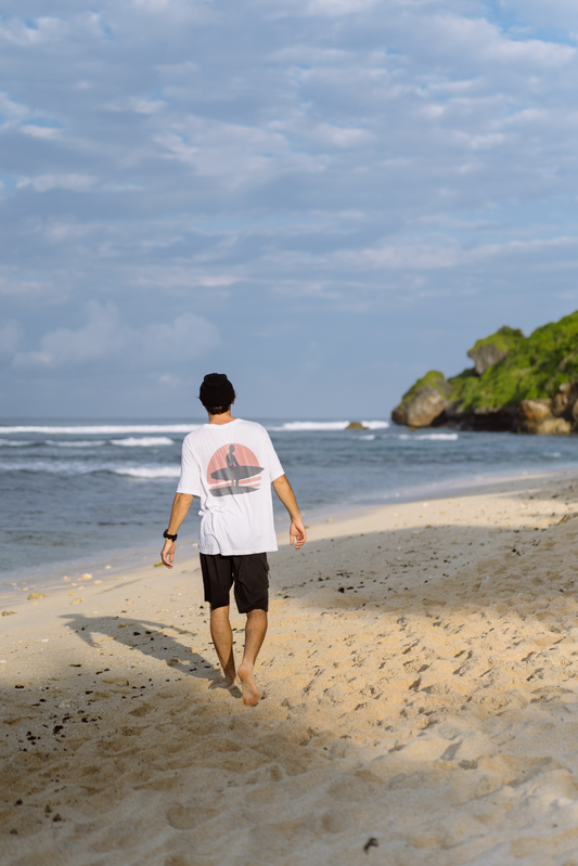 Beachy Moments Tee - Oversize Blaster